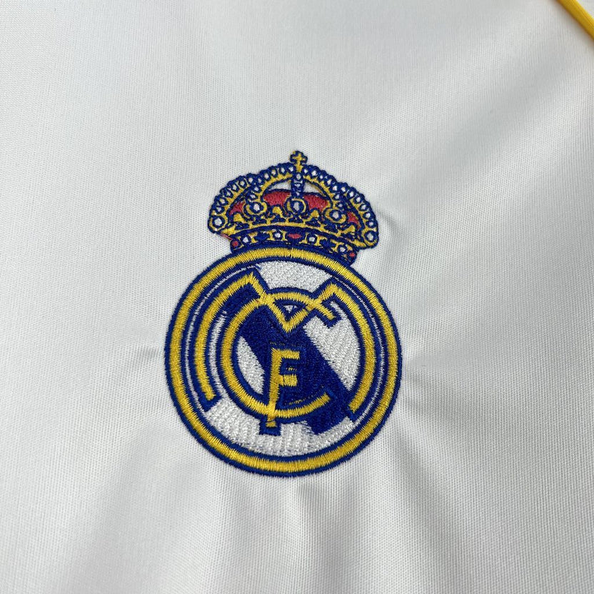 Camiseta Real Madrid Local 25/26 Adulto - Versión Fan