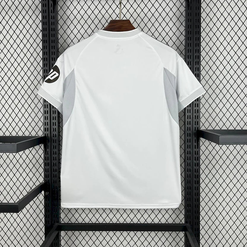 Camiseta Real Madrid Local 25/26 Adulto - Versión Fan